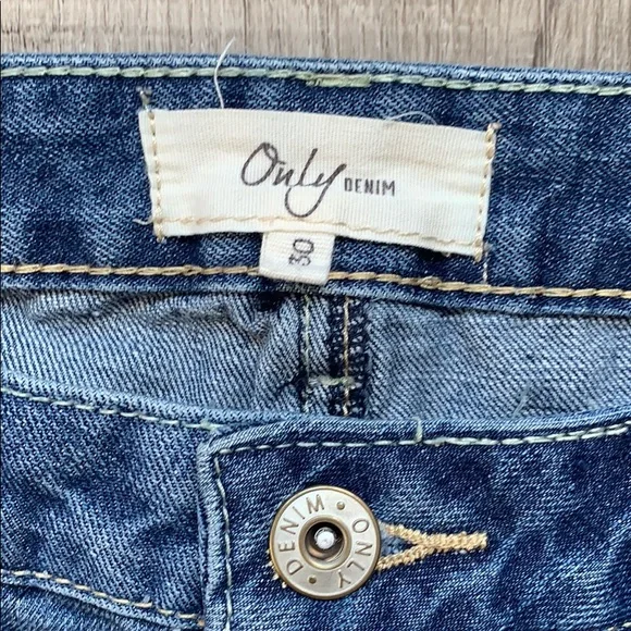 DISTRESSED JEANS - Picture 5 of 8